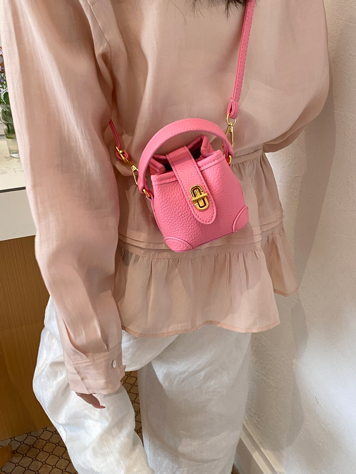 Modern Chic All-Season PU/Artificial Leather/Microfiber Leather Women's Handbags Other Bags | Color: Style 4 | Image 3