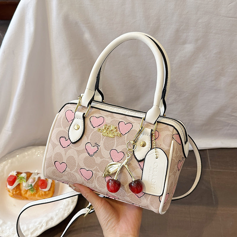 Modern Chic All-Season PU/Artificial Leather/Microfiber Leather Women's Handbags Other Bags | Color: White | Image 2