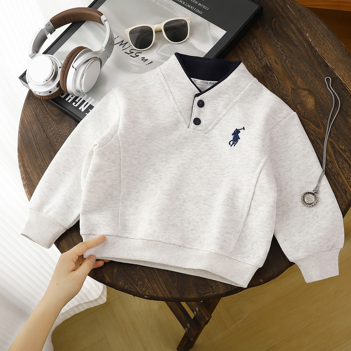 Modern Chic All-Season Casual Sporty Autumn Unisex Kids' Sweatshirt, Ages 2-13 | Color: Grey | Image 1