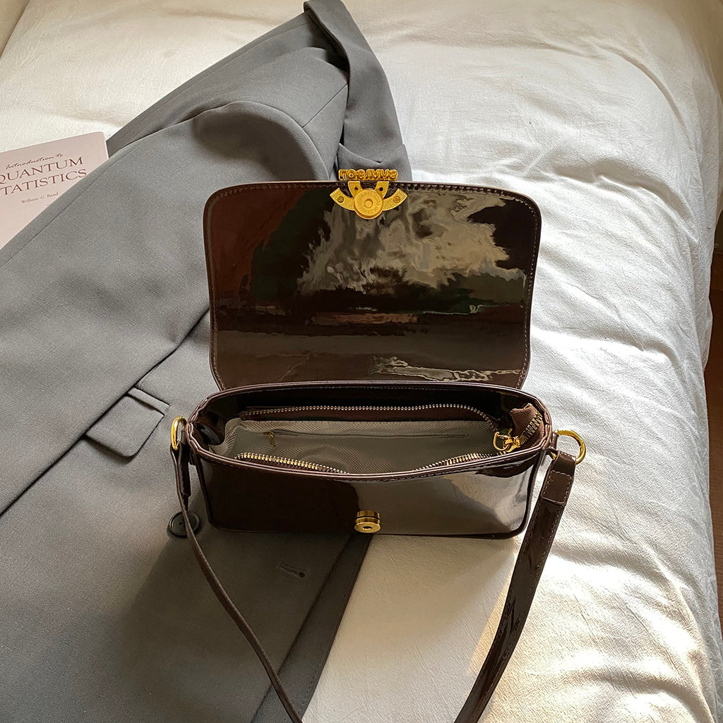 Modern Chic All-Season PU/Artificial Leather/Microfiber Leather Women's Handbags Other Bags | Color: Coffee | Image 2