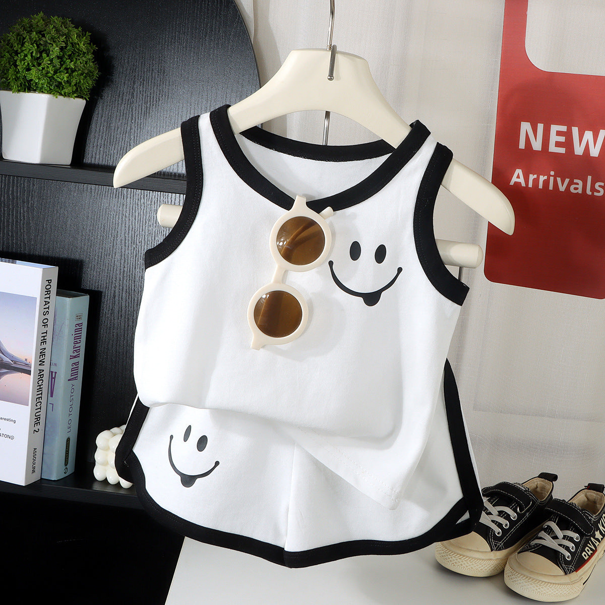 Modern Chic All-Season Casual Sporty Summer 2-Piece Boys' Pants Suit, Ages 2-7 | Color: White | Image 1