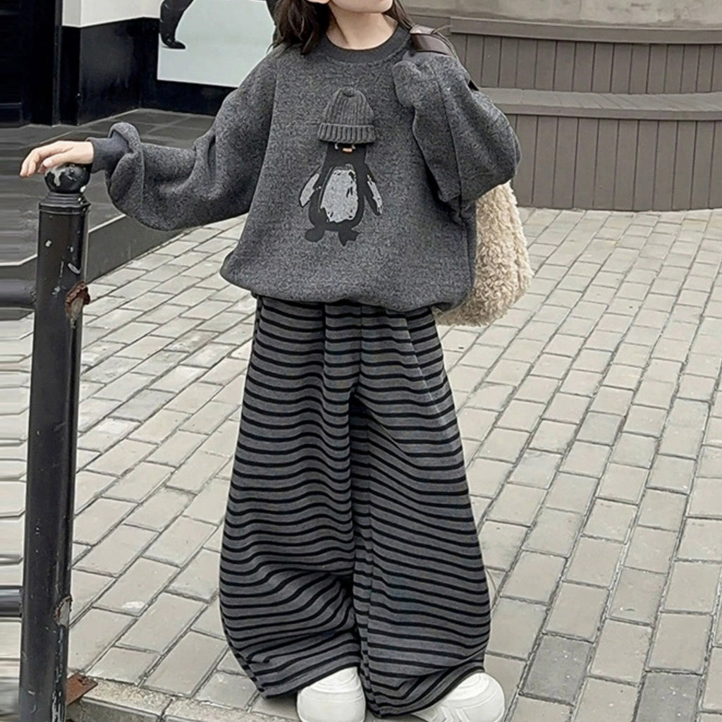 Minimalist Spring Girls' Pants Suit, Ages 4-14 | Color: Grey | Image 3