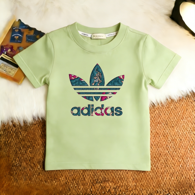 Modern Chic All-Season Casual Sporty Summer Unisex Kids' T-Shirt | Color: Green | Image 1