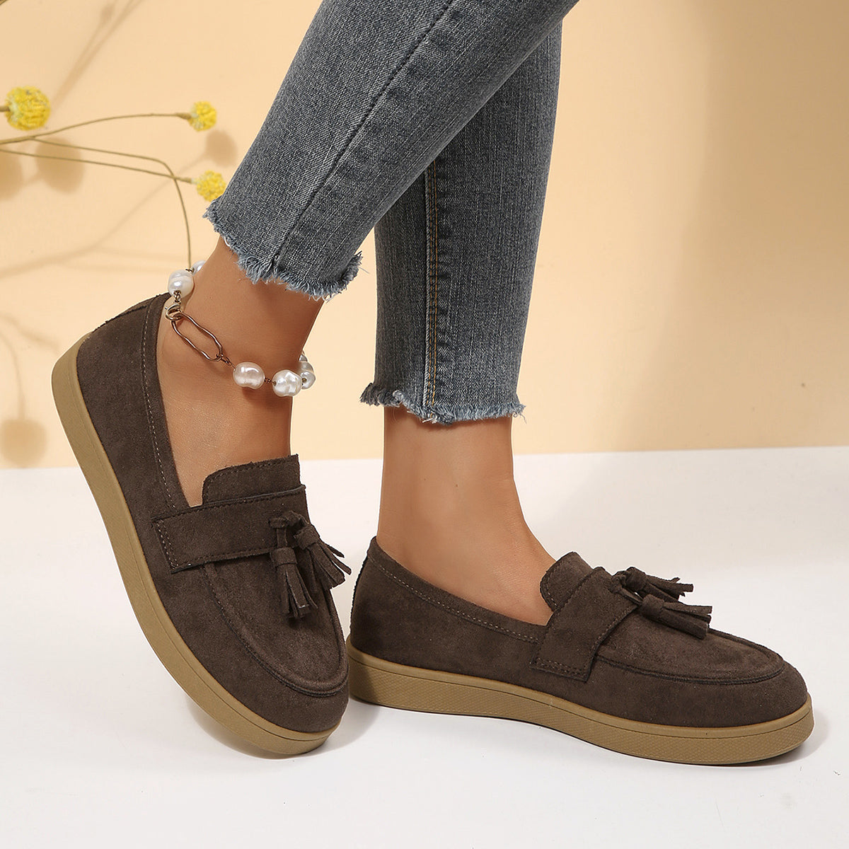 Modern Chic All-Season PU/Artificial Leather/Microfiber Leather Women's Flat Shoes | Color: Khaki | Image 1