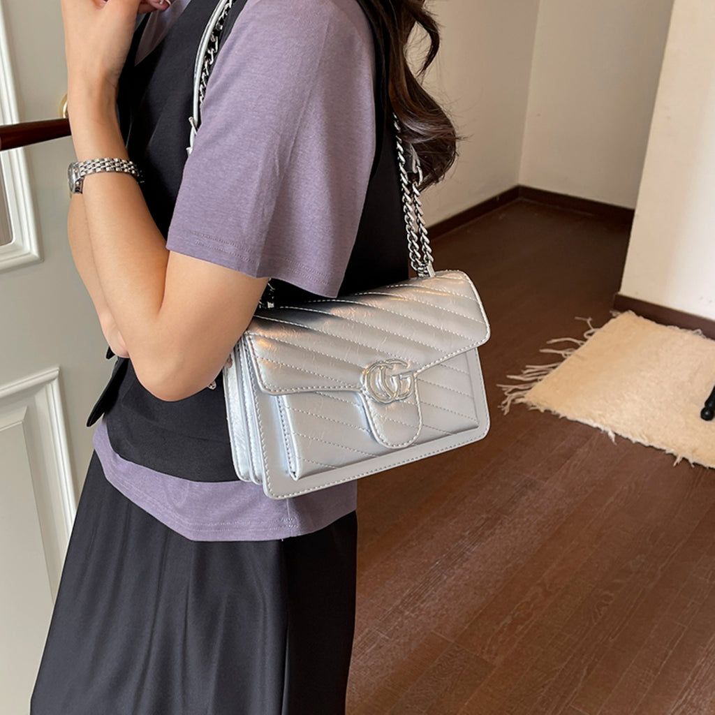 Modern Chic All-Season PU/Artificial Leather/Microfiber Leather Women's Crossbody Bags Other Bags | Color: Silver | Image 3