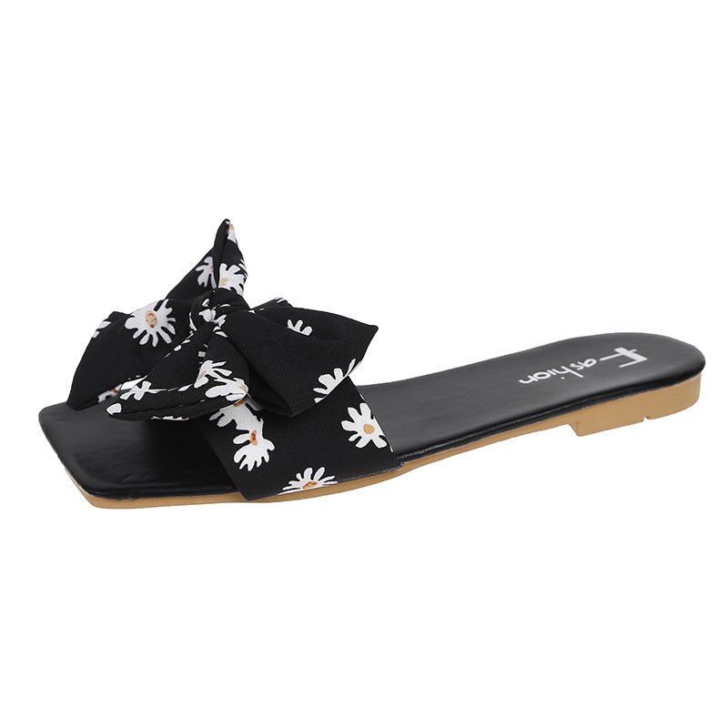 Modern Chic All-Season PU/Artificial Leather/Microfiber Leather Women's Flat Slippers | Color: Black | Image 2