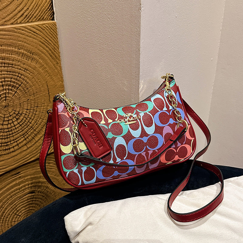 Modern Chic All-Season PU/Artificial Leather/Microfiber Leather Women's Handbags Other Bags | Color: Red | Image 3