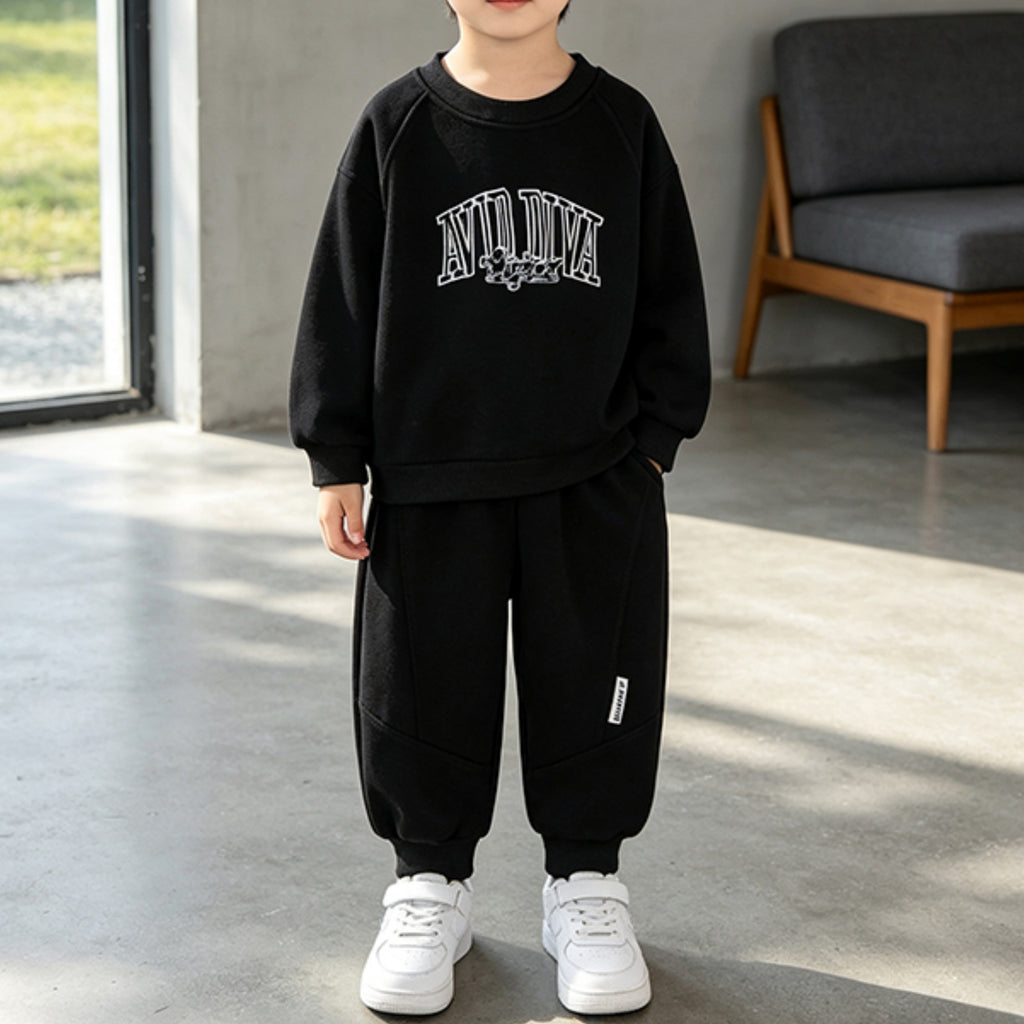 Modern Chic All-Season Casual Sporty Autumn 2-Piece Boys' Pants Suit, Ages 2-7 | Color: Black | Image 1