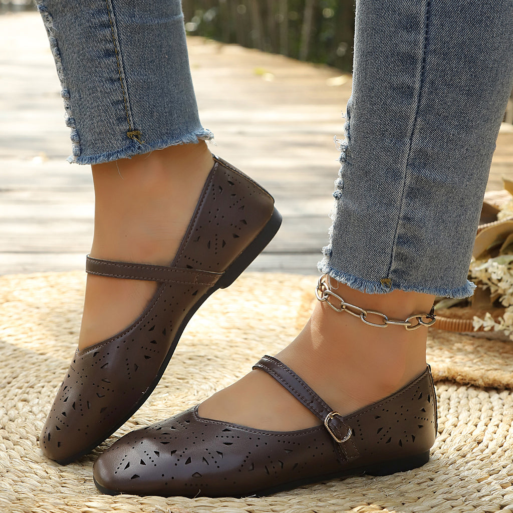 Modern Chic All-Season PU/Artificial Leather/Microfiber Leather Women's Flat Shoes | Color: Brown | Image 1