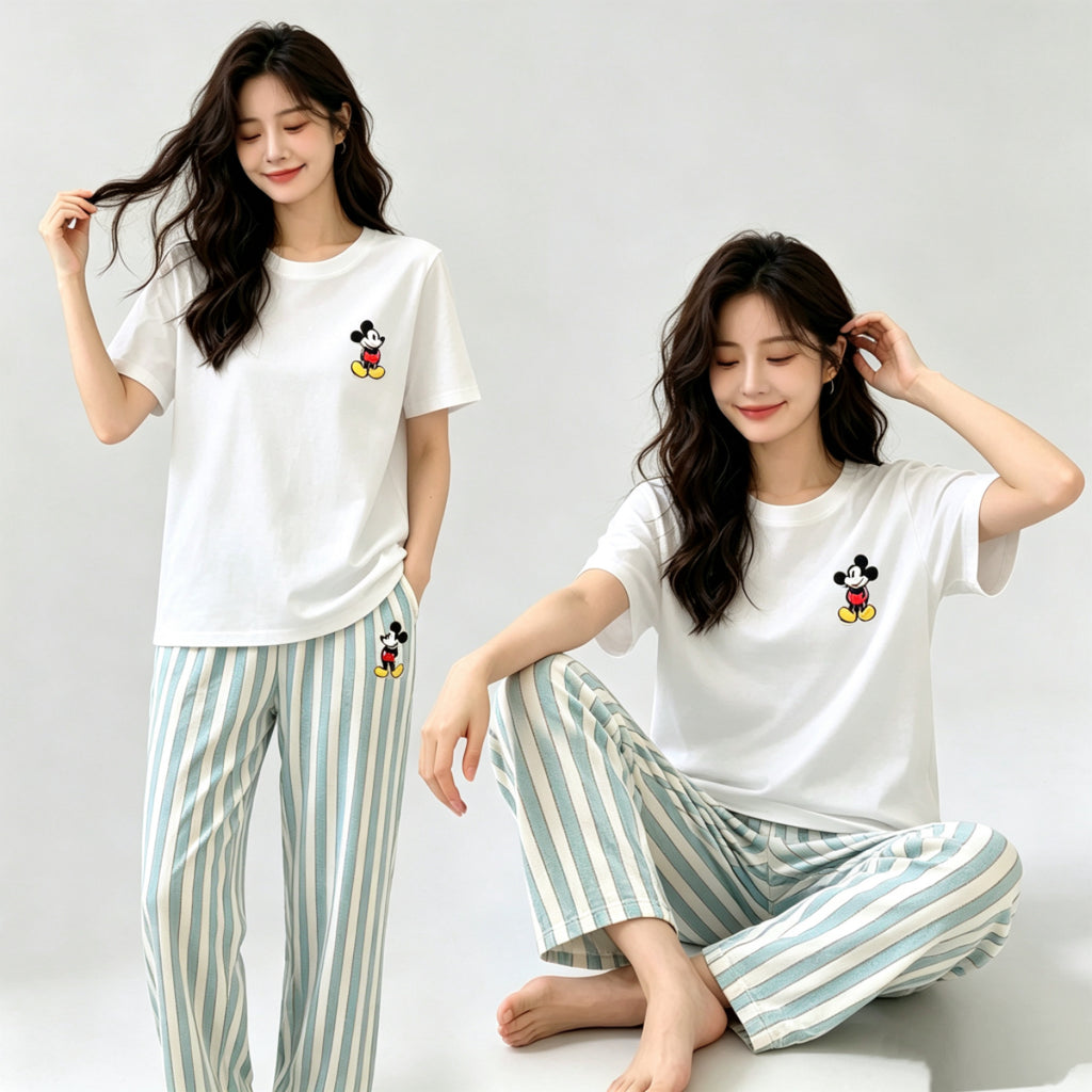 Modern Chic All-Season Sweet Feminine Summer 2 Pcs Women 's Short  Sleeve Sleep Set | Color: Style 2 | Image 1