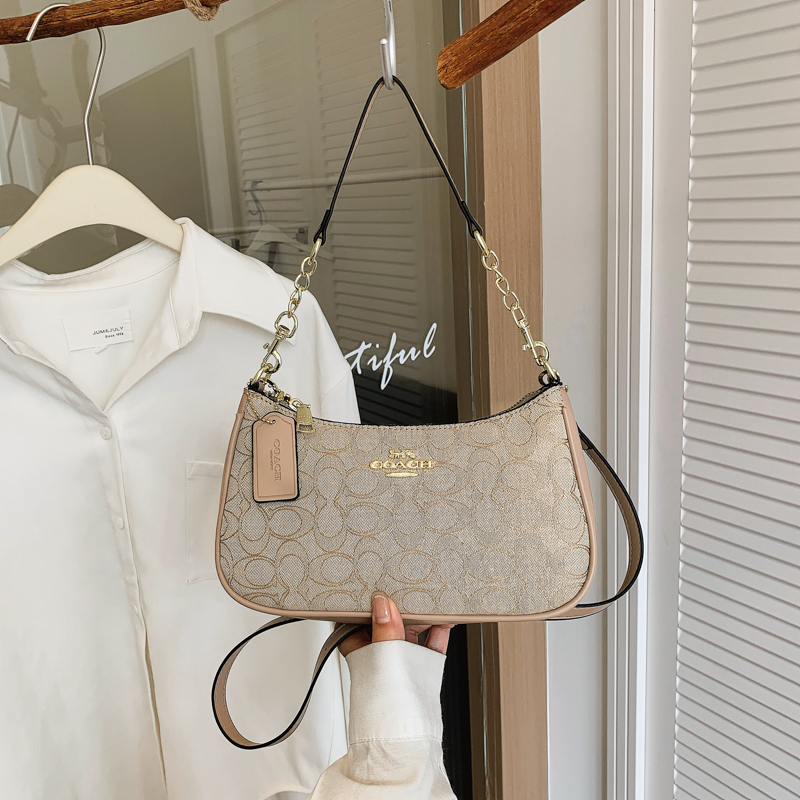 Modern Chic All-Season PU/Artificial Leather/Microfiber Leather Women's Handbags Other Bags | Color: Khaki | Image 3