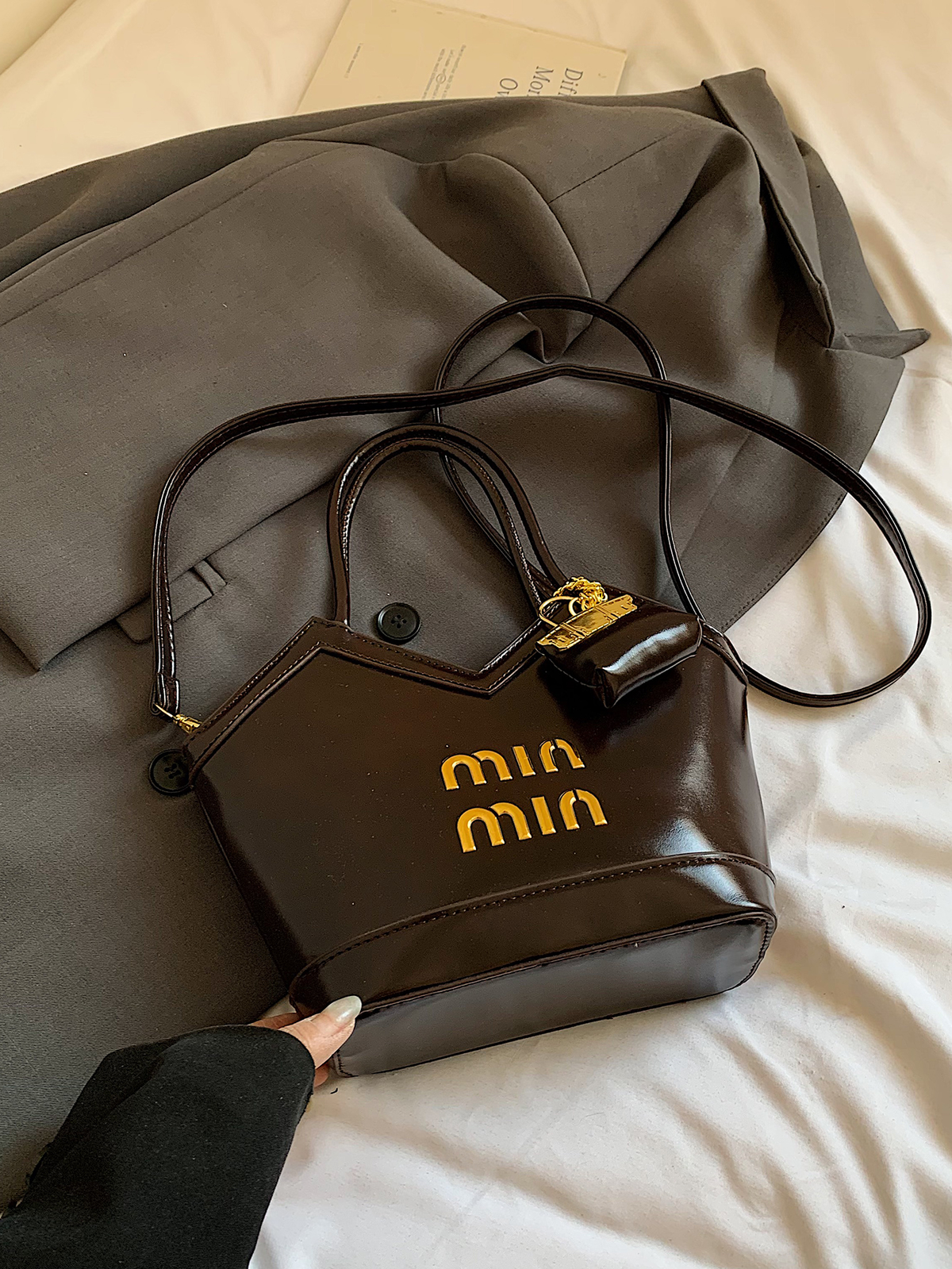 Modern Chic All-Season PU/Artificial Leather/Microfiber Leather Women's Crossbody Bags Other Bags | Color: Coffee | Image 2