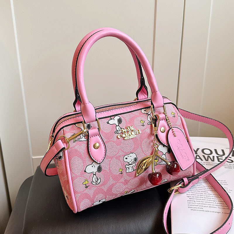 Modern Chic All-Season PU/Artificial Leather/Microfiber Leather Women's Handbags Other Bags | Color: Pink | Image 1