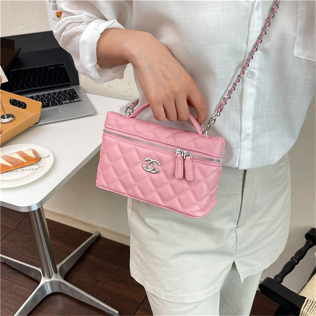 Modern Chic All-Season PU/Artificial Leather/Microfiber Leather Women's Handbags Other Bags | Color: Style 9 | Image 1