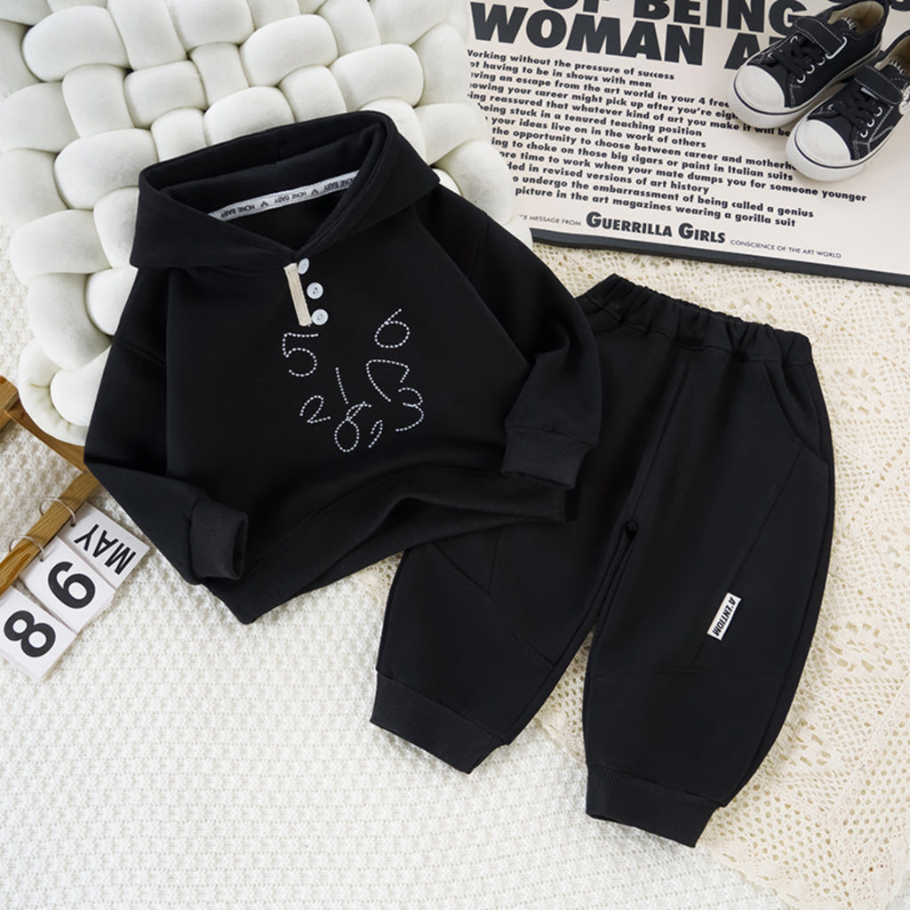 Modern Chic All-Season Casual Sporty Autumn 2-Piece Boys' Pants Suit, Ages 2-7 | Color: Black | Image 3