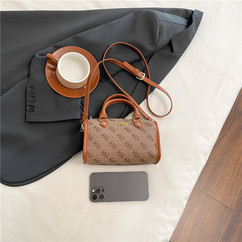 Modern Chic All-Season PU/Artificial Leather/Microfiber Leather, Cloth / Textile Women's Handbags Other Bags | Color: Brown | Image 2
