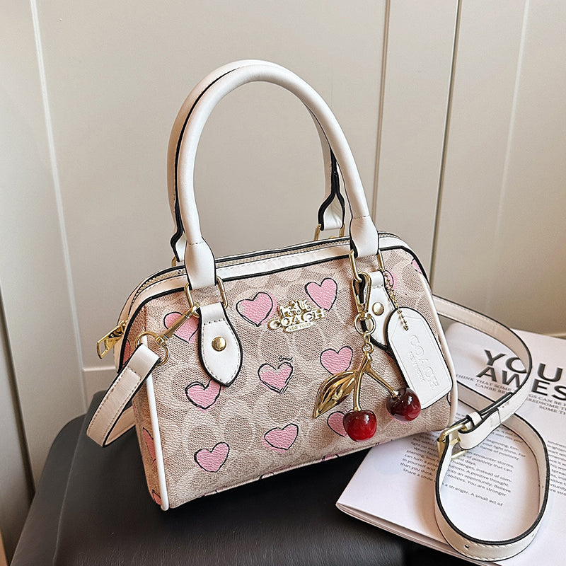 Modern Chic All-Season PU/Artificial Leather/Microfiber Leather Women's Handbags Other Bags | Color: White | Image 3