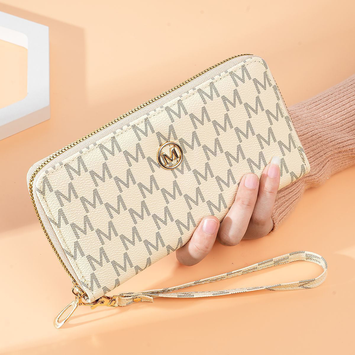 Modern Chic All-Season PU/Artificial Leather/Microfiber Leather, Faux Fur, Cloth / Textile Women's Functional Bags Purses/Wallet | Color: Khaki | Image 1