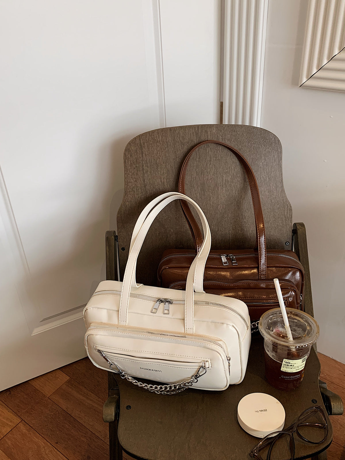 Modern Chic All-Season PU/Artificial Leather/Microfiber Leather Women's Shoulder Bags Other Bags | Color: White | Image 2