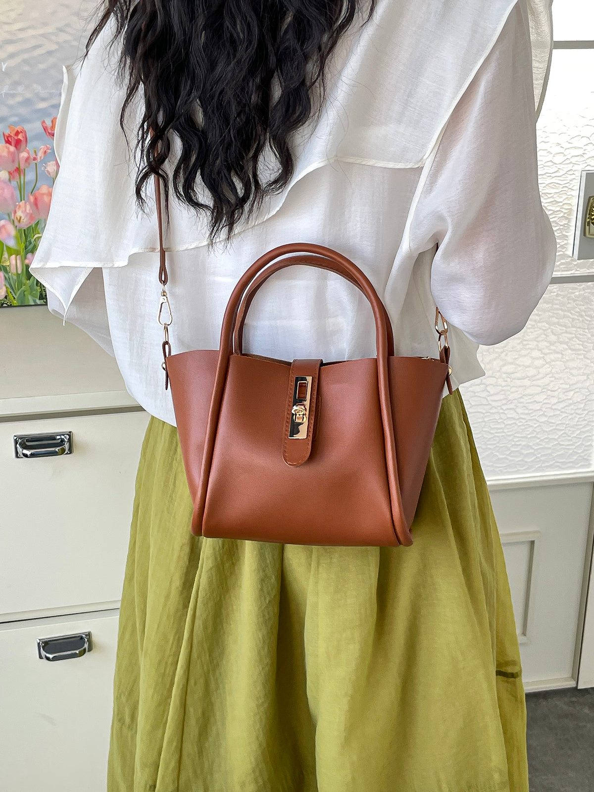 Modern Chic All-Season PU/Artificial Leather/Microfiber Leather Women's Crossbody Bags Other Bags | Color: Brown | Image 1