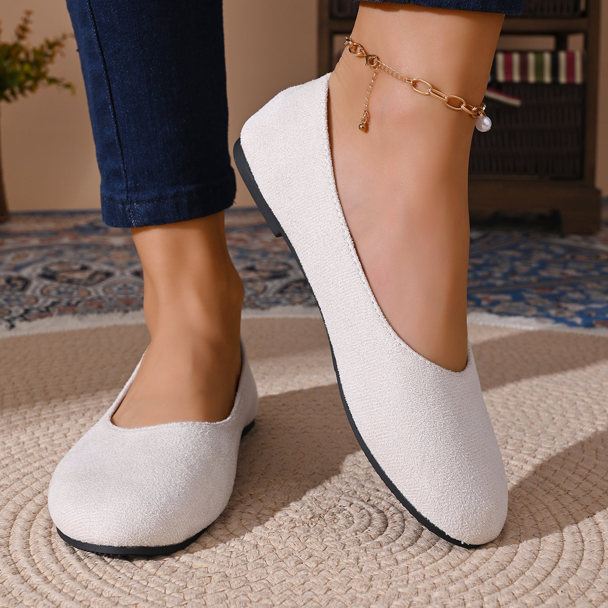 Modern Chic All-Season Cloth / Textile Women's Flat Shoes | Color: White | Image 3