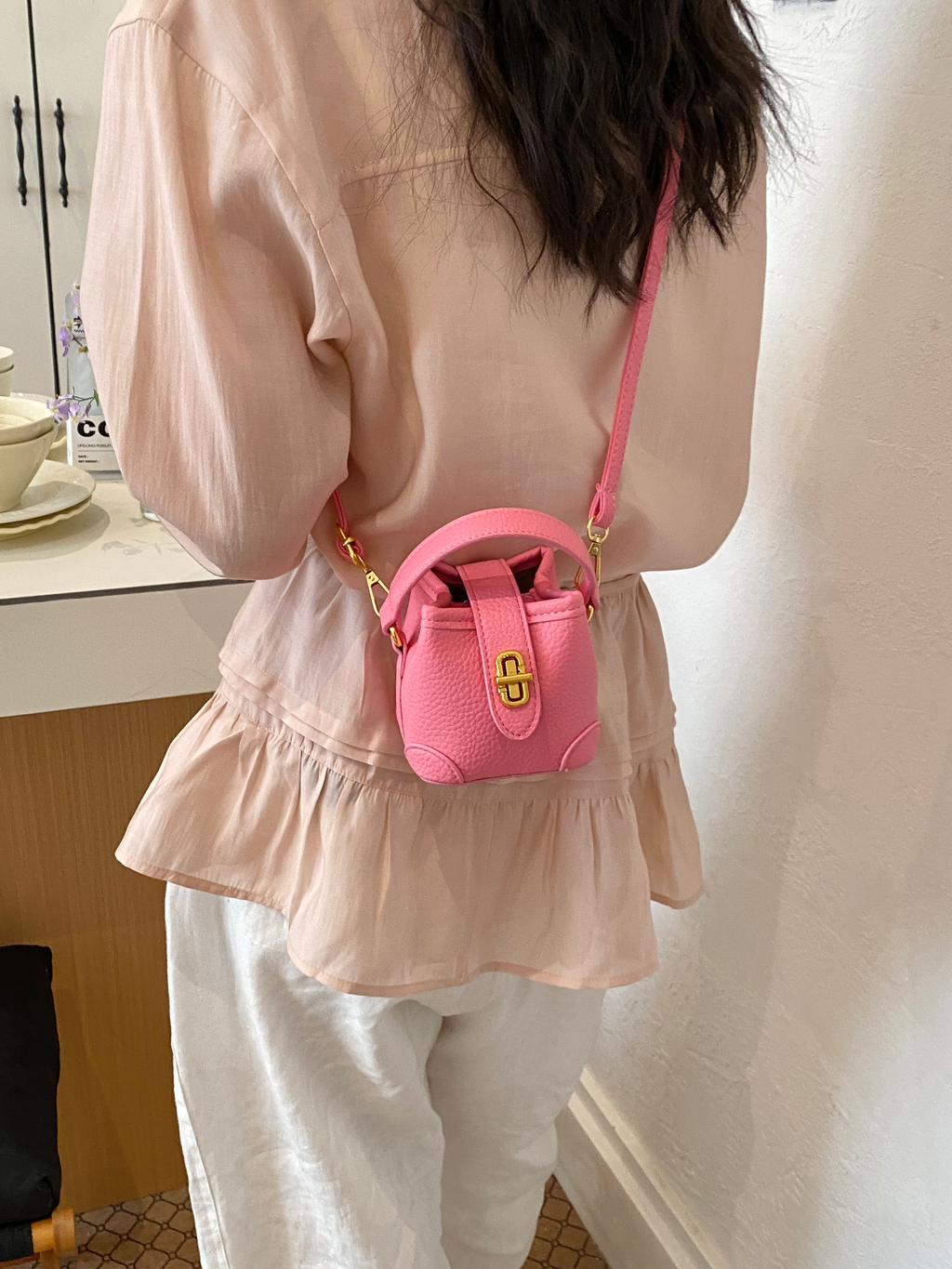 Modern Chic All-Season PU/Artificial Leather/Microfiber Leather Women's Handbags Other Bags | Color: Style 4 | Image 2