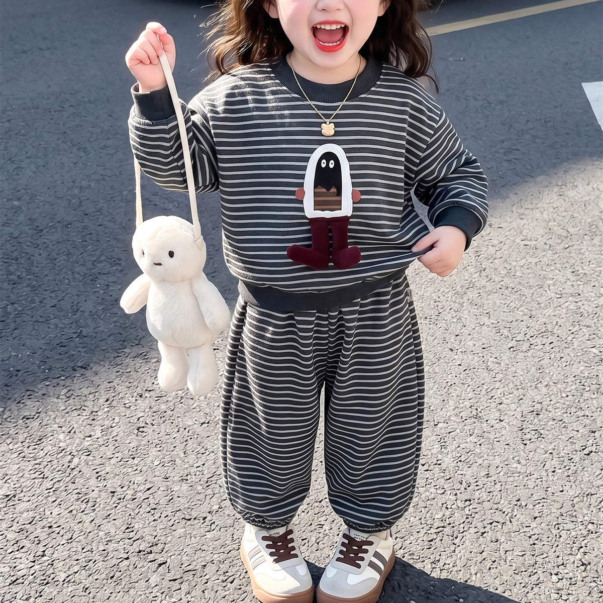Casual Sporty Autumn 2-Piece Girls' Pants Suit, Ages 2-9 | Color: Black | Image 2