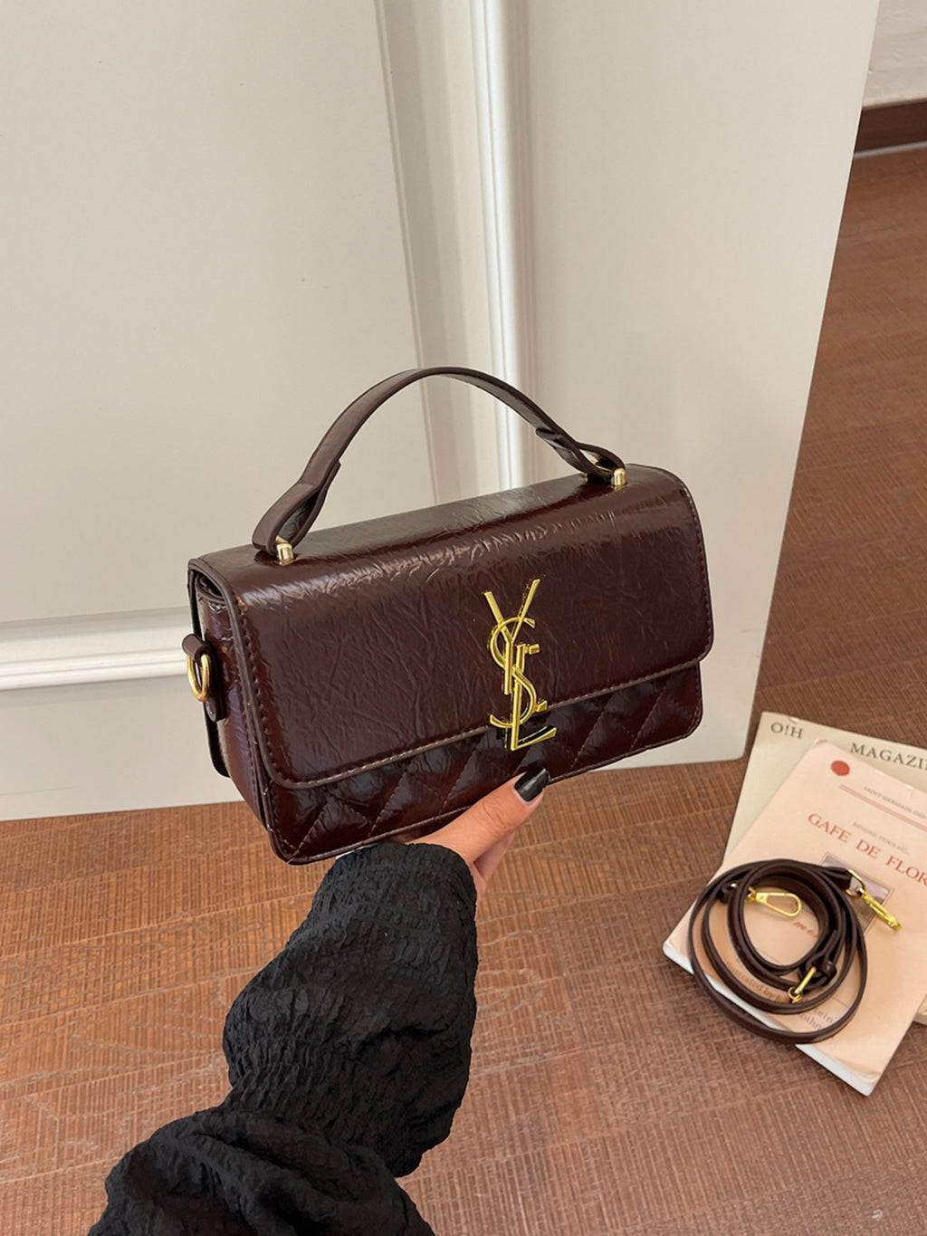 Modern Chic All-Season PU/Artificial Leather/Microfiber Leather Women's Crossbody Bags Box Bags | Color: Coffee | Image 3