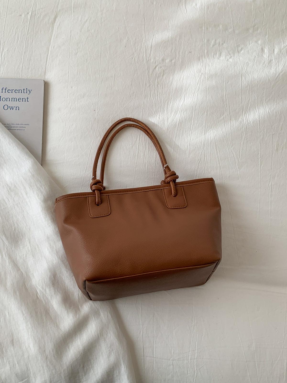 Modern Chic All-Season PU/Artificial Leather/Microfiber Leather Women's Handbags Tote Bags | Color: Brown | Image 3