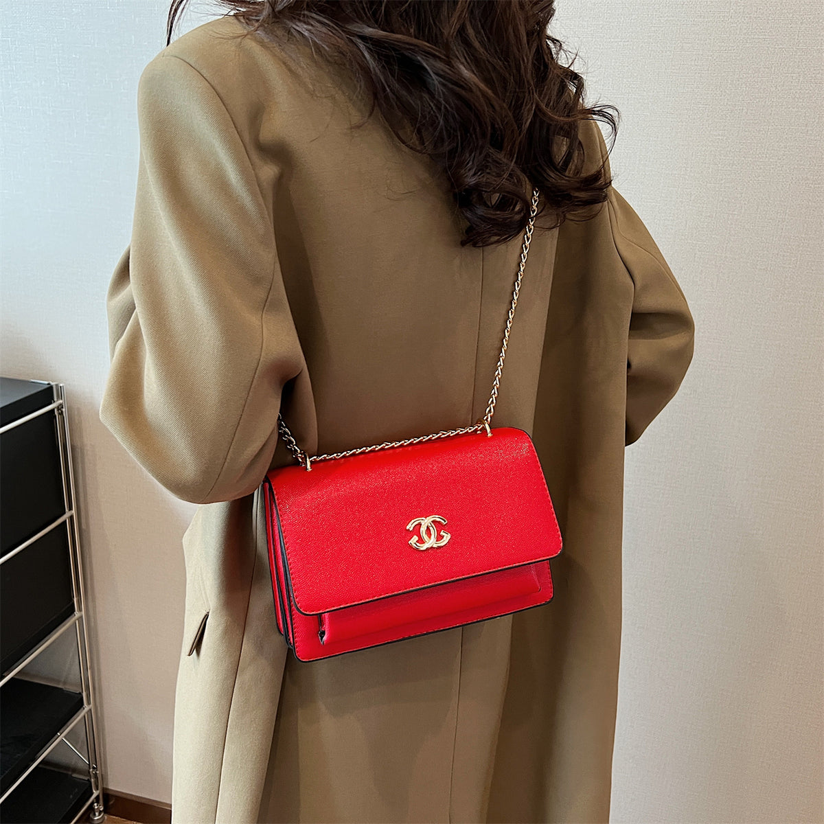 Modern Chic All-Season PU/Artificial Leather/Microfiber Leather Women's Crossbody Bags Other Bags | Color: Red | Image 3
