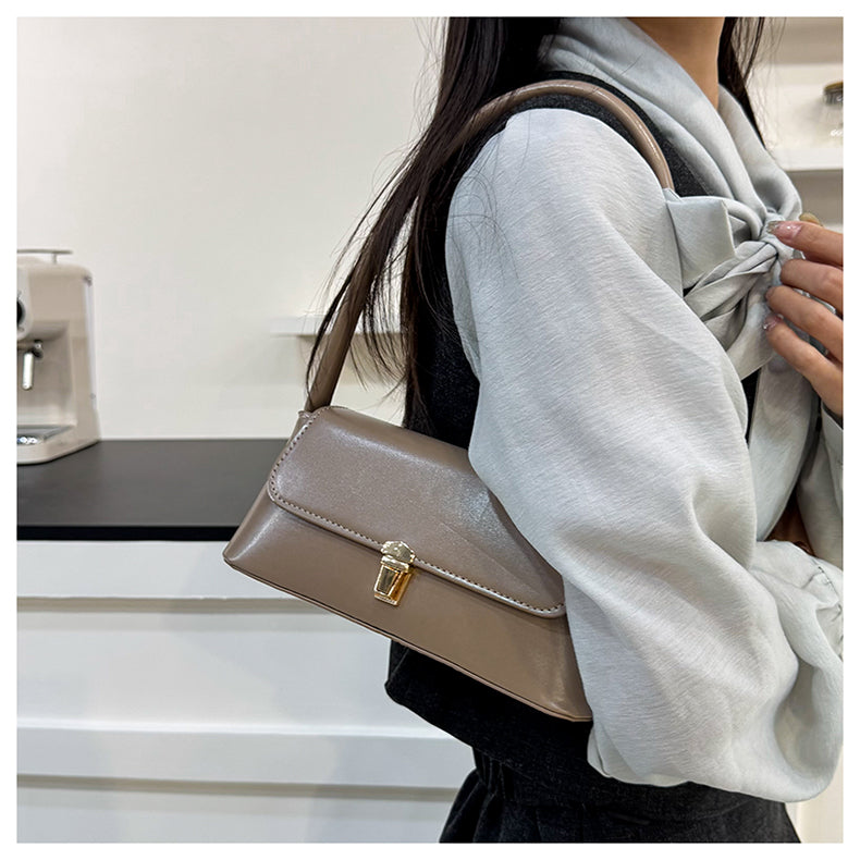 Modern Chic All-Season PU/Artificial Leather/Microfiber Leather Women's Shoulder Bags Underarm Bags | Color: Khaki | Image 2