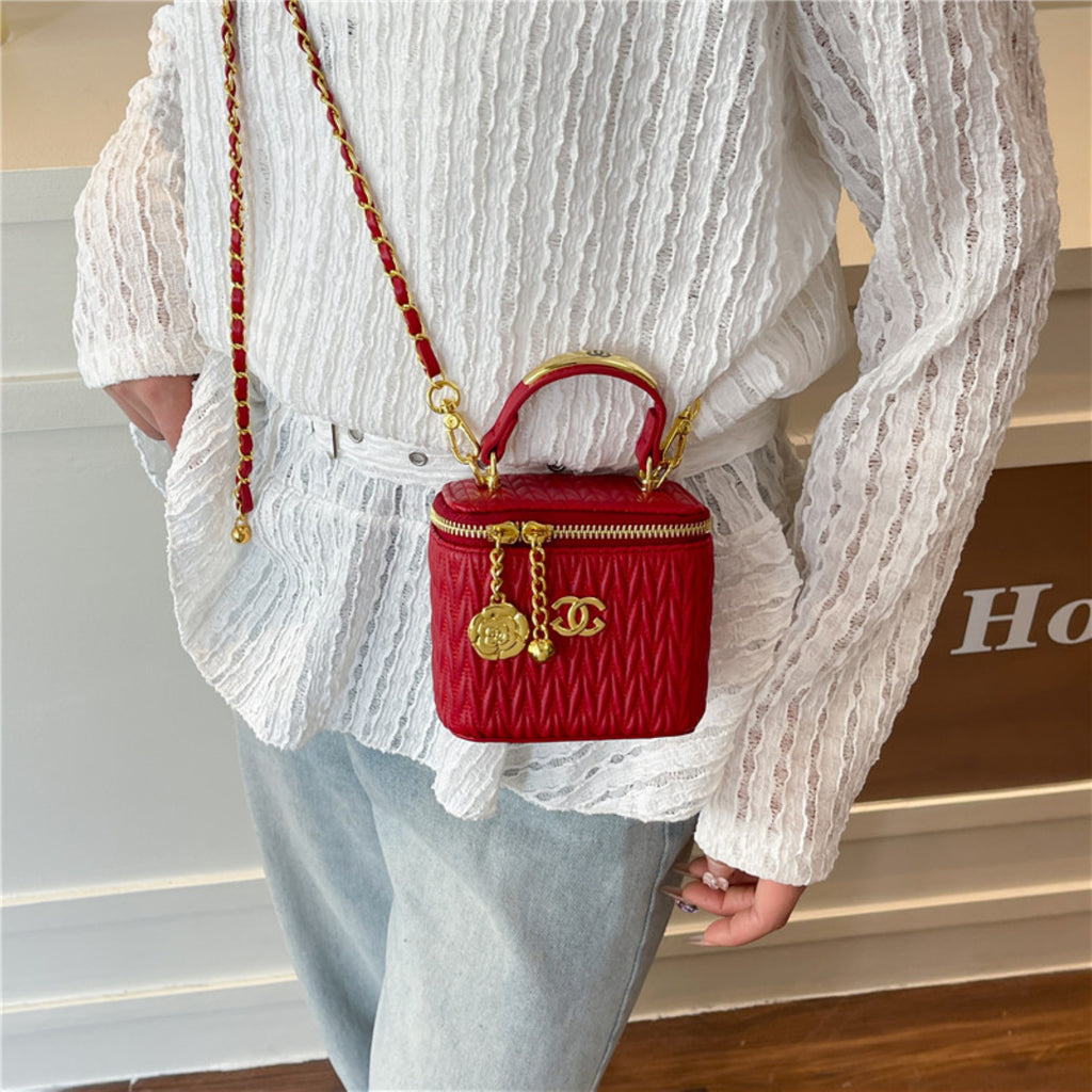 Modern Chic All-Season PU/Artificial Leather/Microfiber Leather Women's Handbags Box Bags | Color: Red | Image 1