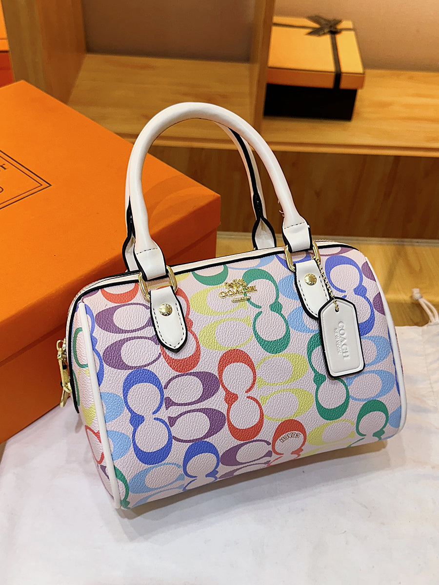 Modern Chic All-Season PU/Artificial Leather/Microfiber Leather Women's Handbags Other Bags | Color: White | Image 1