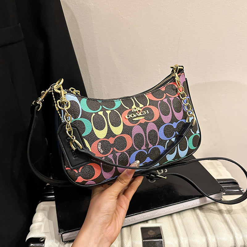 Modern Chic All-Season PU/Artificial Leather/Microfiber Leather Women's Handbags Other Bags | Color: Black | Image 2
