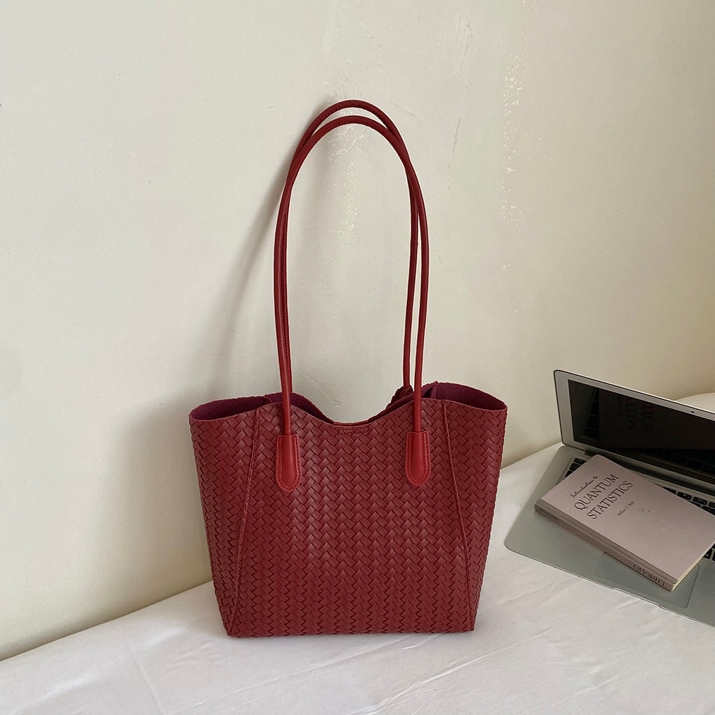 Trendy All-Season PU/Artificial Leather/Microfiber Leather Women's Handbags Tote Bags | Color: Red | Image 3