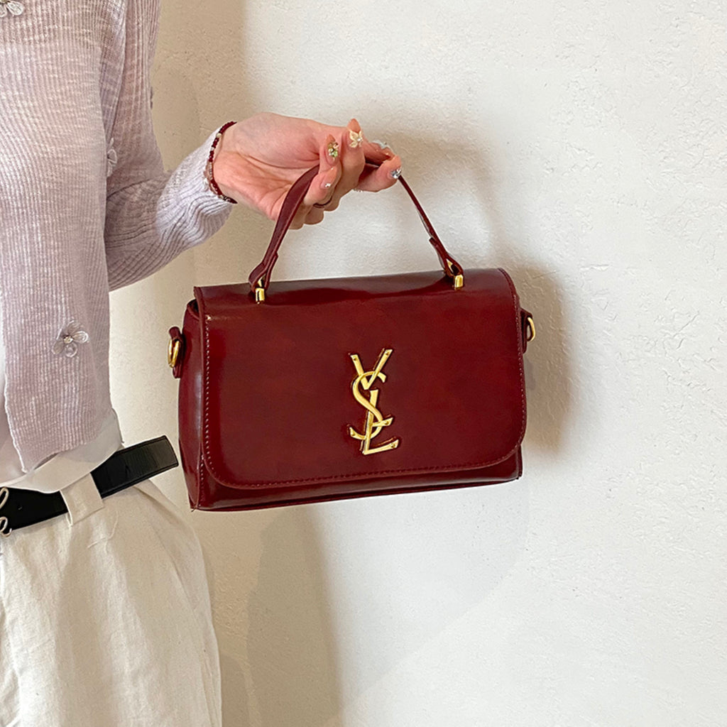 Modern Chic All-Season PU/Artificial Leather/Microfiber Leather Women's Handbags Other Bags | Color: Red | Image 1