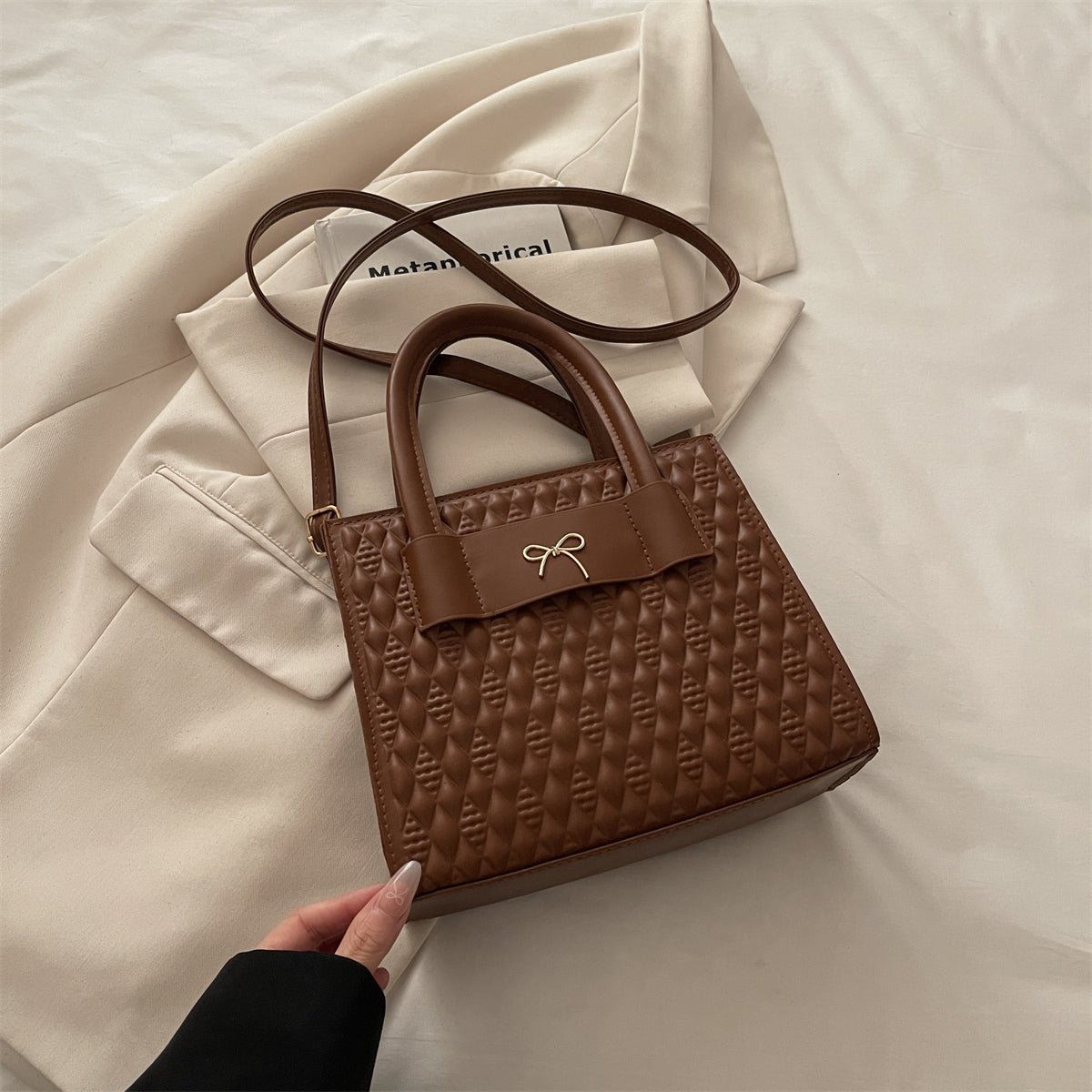 Modern Chic All-Season PU/Artificial Leather/Microfiber Leather Women's Shoulder Bags Tote Bags | Color: Brown | Image 1
