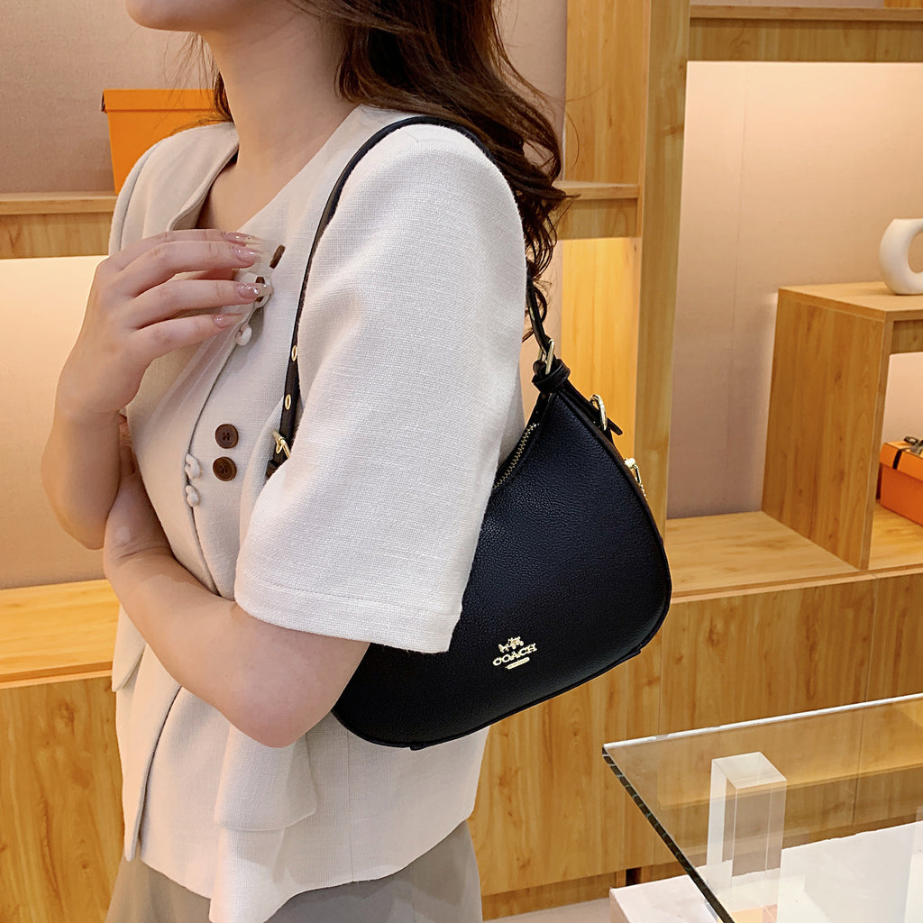 Modern Chic All-Season PU/Artificial Leather/Microfiber Leather Women's Shoulder Bags Underarm Bags | Color: Black | Image 1