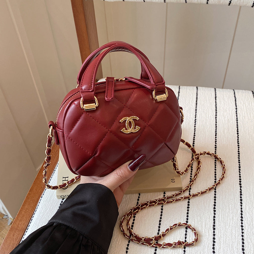 Modern Chic All-Season PU/Artificial Leather/Microfiber Leather Women's Handbags Other Bags | Color: Red | Image 1