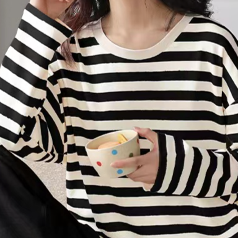 Sweet Feminine All-Season 2 Pcs Women 's Long Sleeve Sleep Set | Color: Style 2 | Image 2