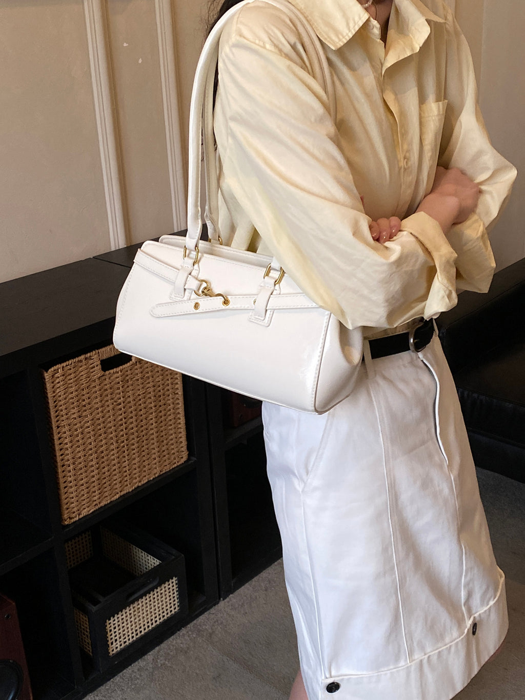 Modern Chic All-Season PU/Artificial Leather/Microfiber Leather Women's Shoulder Bags Other Bags | Color: White | Image 2