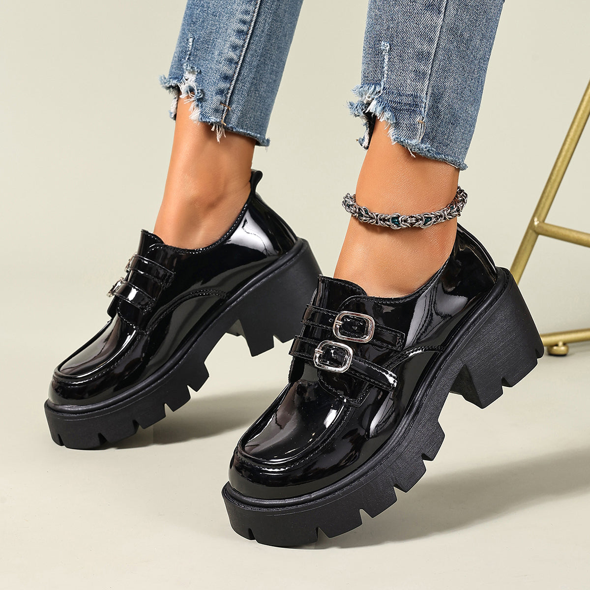 Modern Chic All-Season PU/Artificial Leather/Microfiber Leather Women's Platform Heels | Color: Black | Image 1