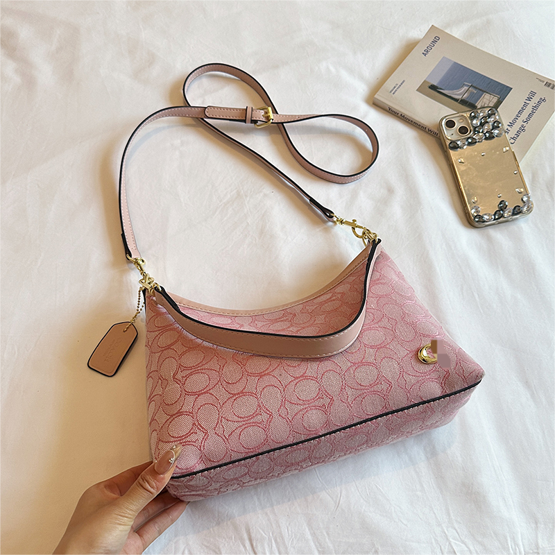 Modern Chic All-Season PU/Artificial Leather/Microfiber Leather Women's Handbags Other Bags | Color: Pink | Image 2