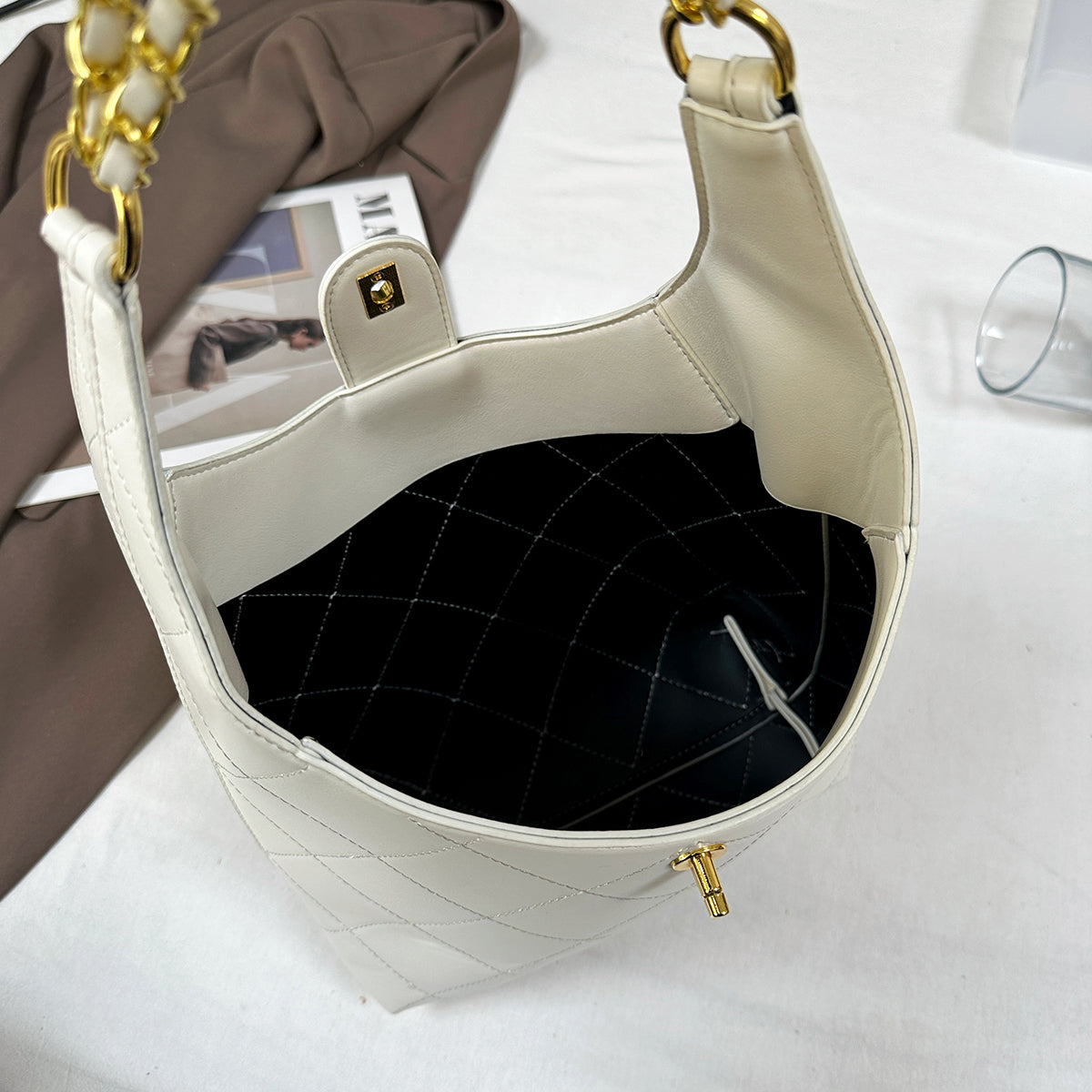 Modern Chic All-Season PU/Artificial Leather/Microfiber Leather Women's Handbags Tote Bags | Color: White | Image 2