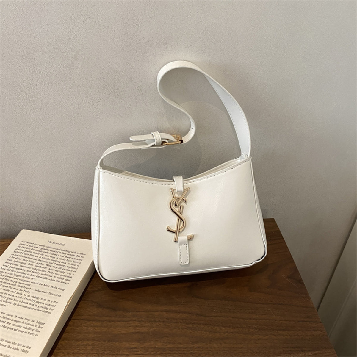 Modern Chic All-Season PU/Artificial Leather/Microfiber Leather Women's Crossbody Bags Other Bags | Color: White | Image 2