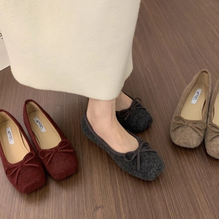 Modern Chic All-Season Suede/Oxford/Scrub Women's Flat Shoes | Color: Khaki | Image 2