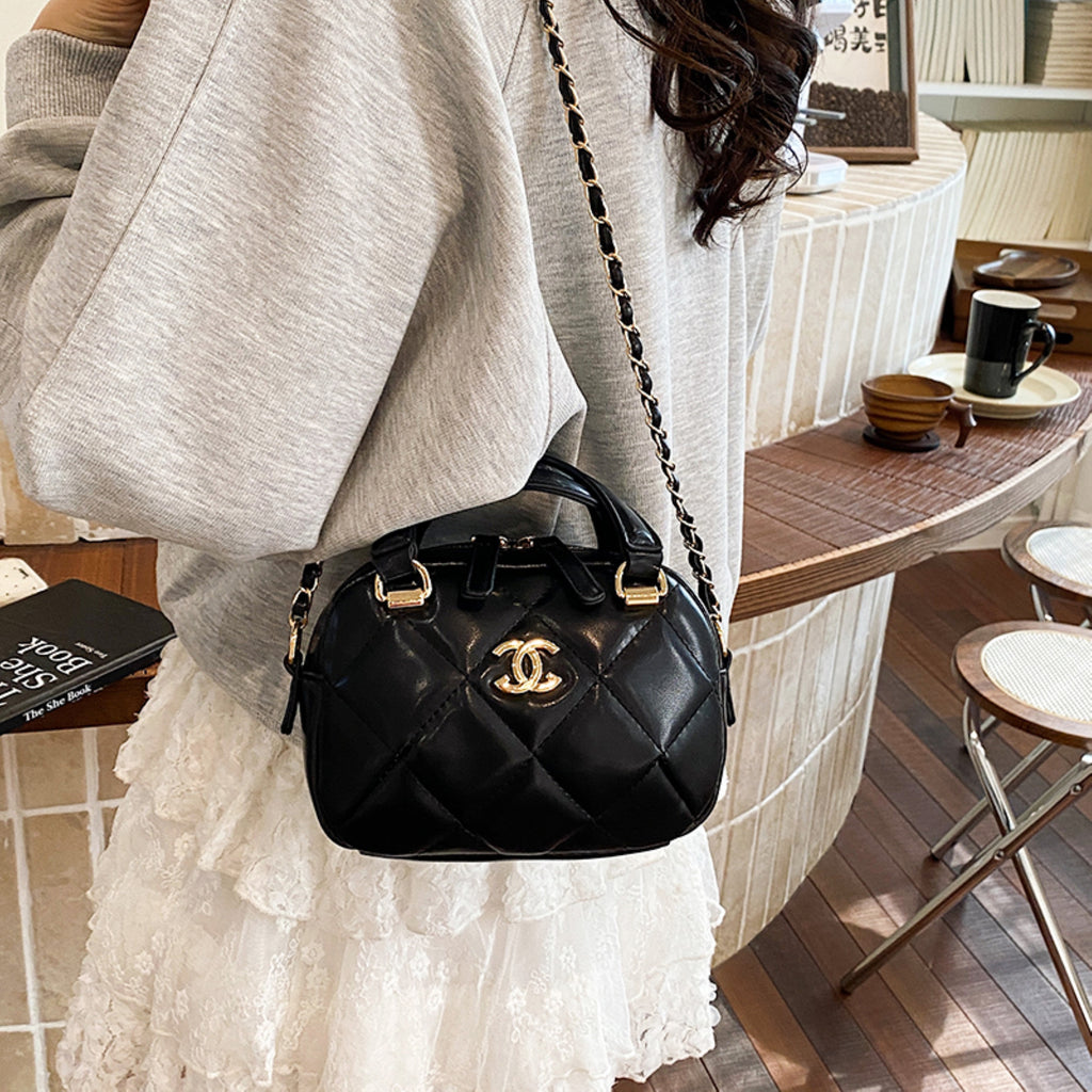 Modern Chic All-Season PU/Artificial Leather/Microfiber Leather Women's Handbags Other Bags | Color: Black | Image 2
