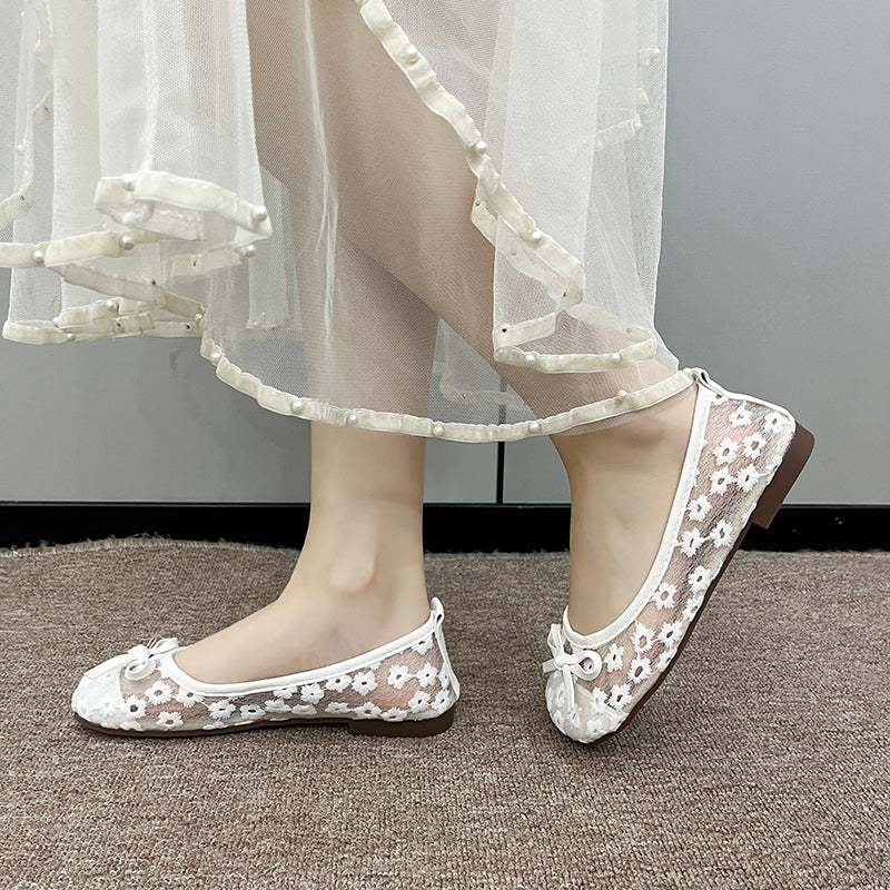 Modern Chic All-Season Lace/Mesh Women's Flat Shoes | Color: White | Image 2