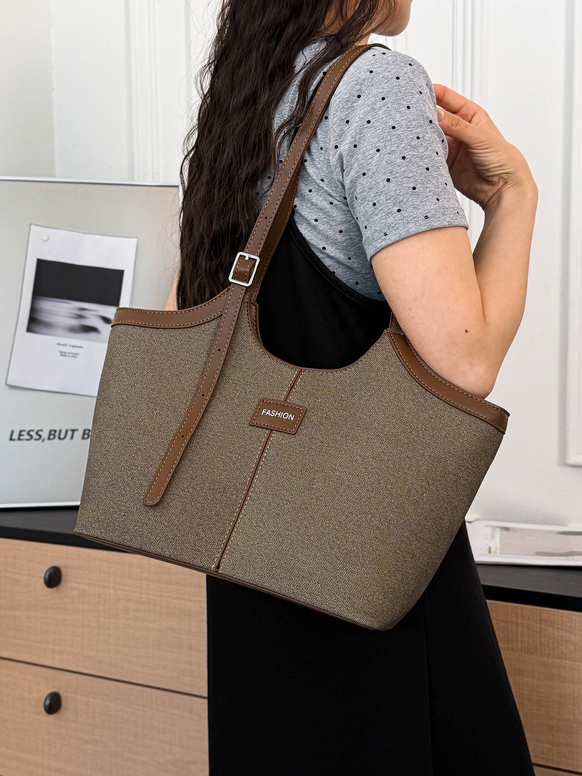 Modern Chic All-Season PU/Artificial Leather/Microfiber Leather Women's Shoulder Bags Tote Bags | Color: Style 1 | Image 1