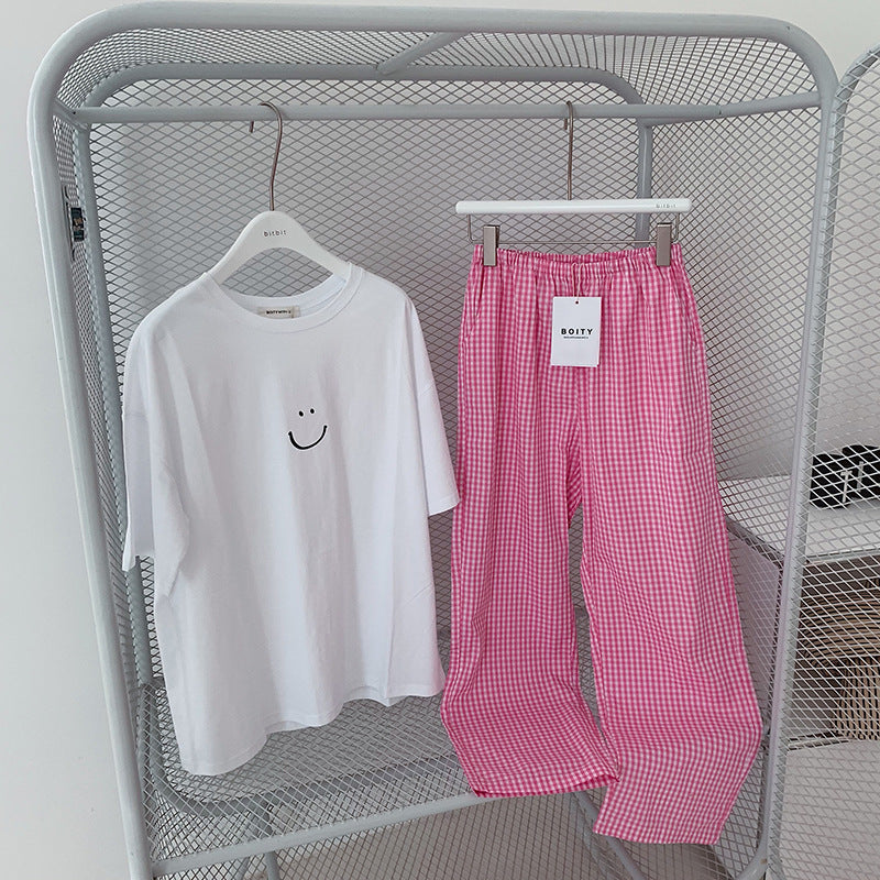 Modern Chic All-Season Minimalist Summer 2 Pcs Women 's Short  Sleeve Sleep Set | Color: Pink | Image 1